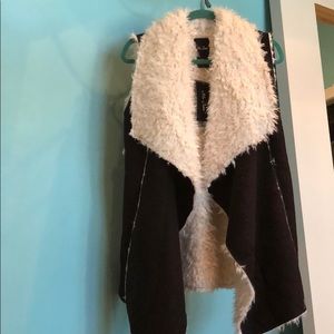 Me Jane faux fur vest